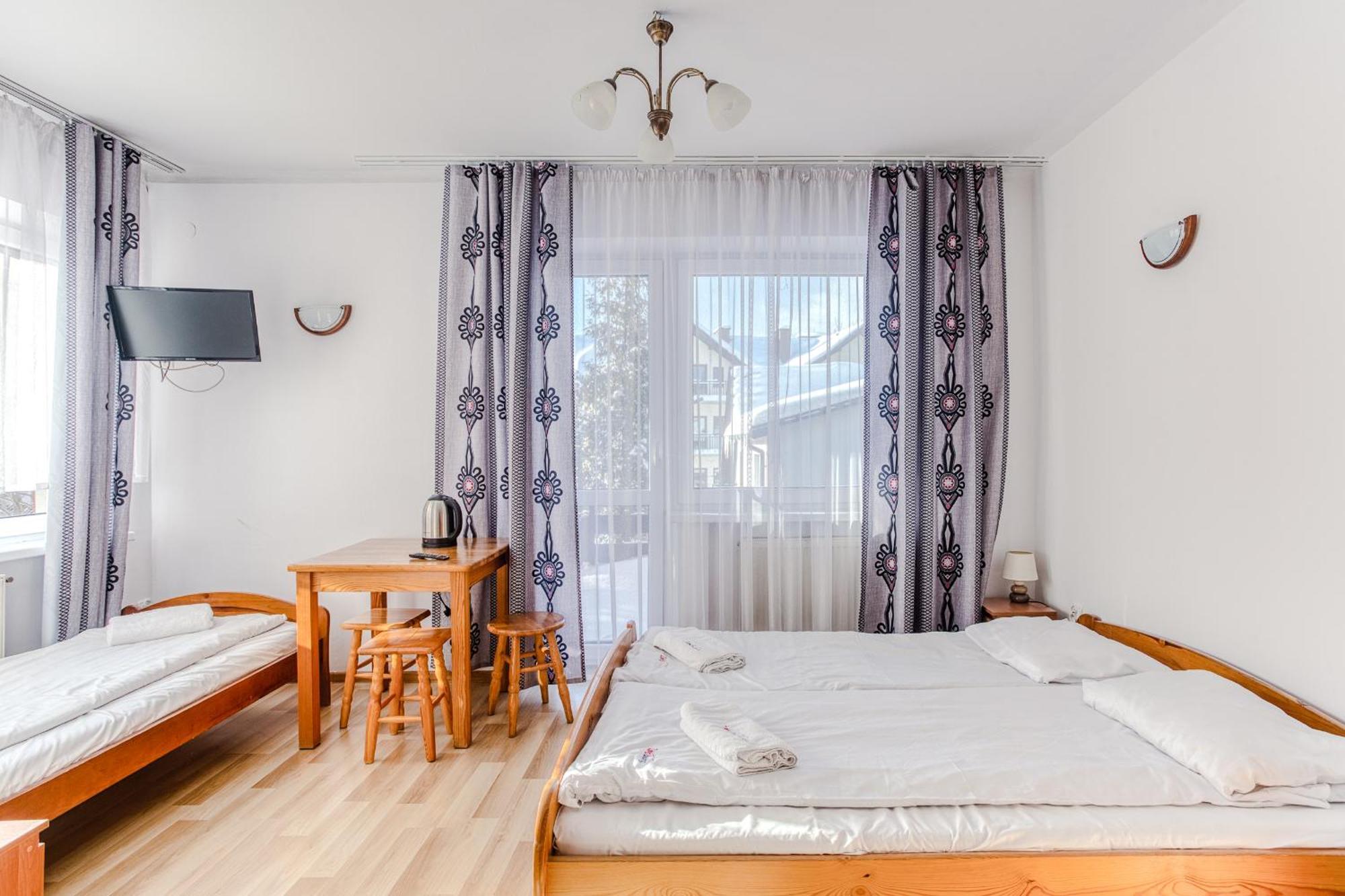 Pokoje Goscinne Kamieniec 26B — Zdjęcia 1